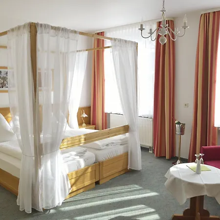 Land- Und Golfhotel Alte Fliegerschule Hotel 4*