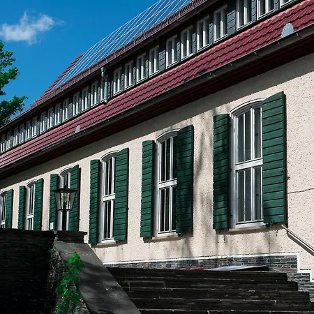 Land- Und Golfhotel Alte Fliegerschule 4*