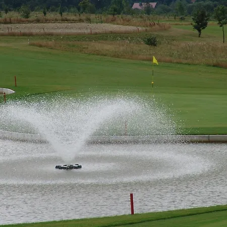 Land- Und Golfhotel Alte Fliegerschule 4*