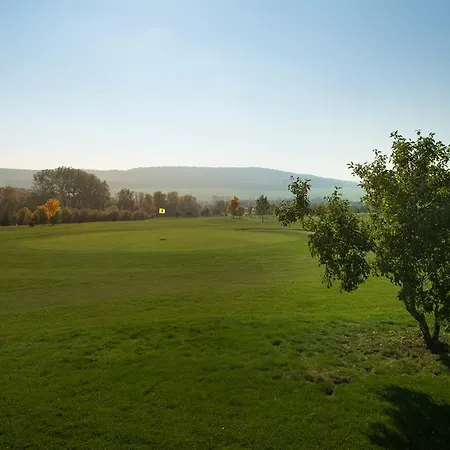 Land- Und Golfhotel Alte Fliegerschule