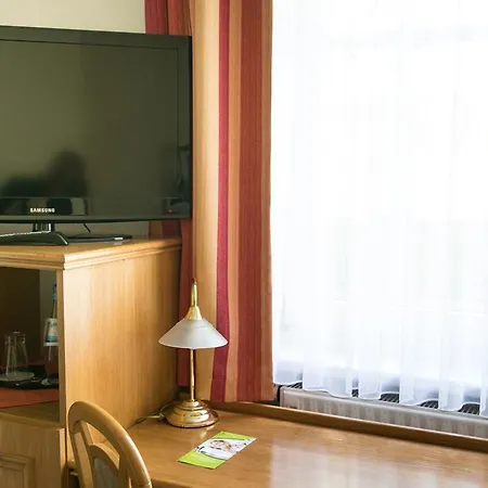 Hotel Land- Und Golfhotel Alte Fliegerschule 4*