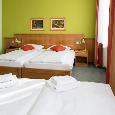 阿尔特费里格兰德高尔夫酒店 酒店 艾森纳赫