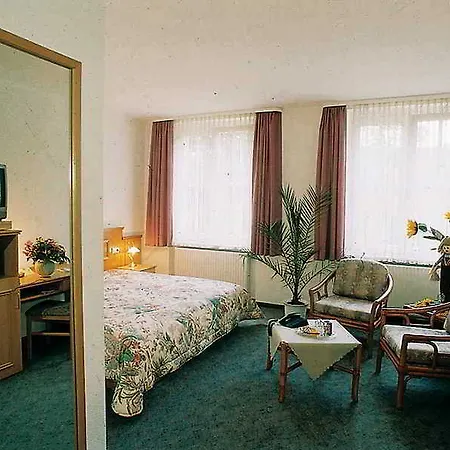Land- Und Golfhotel Alte Fliegerschule 4* Eisenach