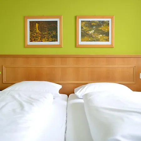 Land- Und Golfhotel Alte Fliegerschule Eisenach