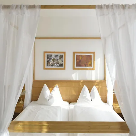 Land- Und Golfhotel Alte Fliegerschule 4*