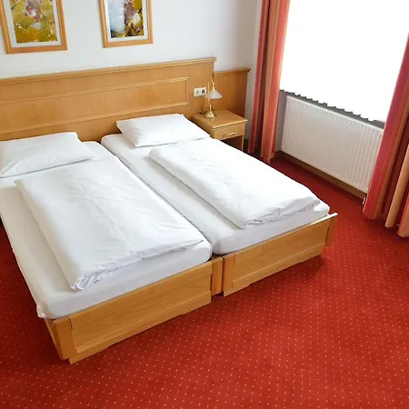 Hotel Land- Und Golfhotel Alte Fliegerschule