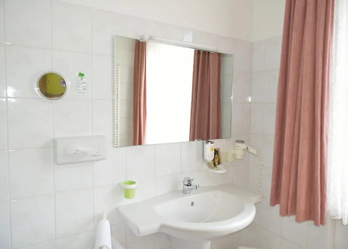 Land- Und Golfhotel Alte Fliegerschule Hotel Eisenach