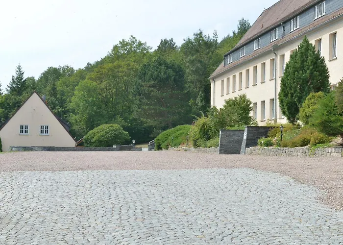 Szálloda Land- Und Golfhotel Alte Fliegerschule