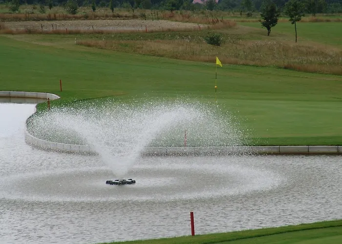 Land- Und Golfhotel Alte Fliegerschule 4*