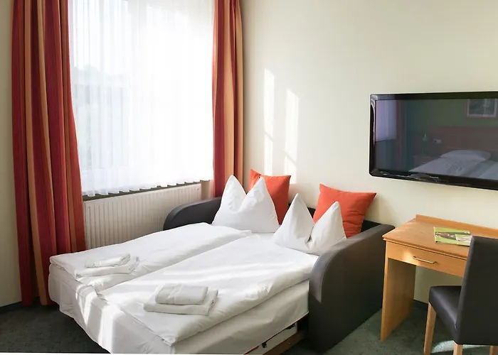 Hotel Land- Und Golfhotel Alte Fliegerschule